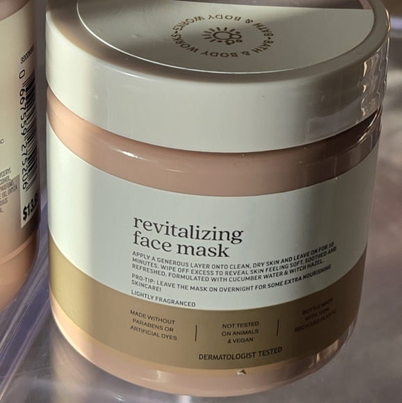 BBW Daily Face Lotion + Revitalizing Face Mask • Hyaluronic acid • - Picture 2 of 5